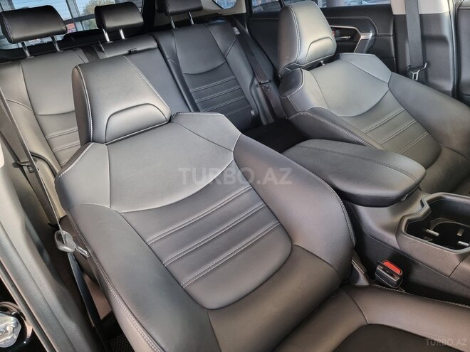 Toyota RAV4-22