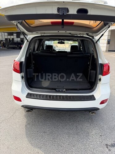Hyundai Santa Fe-9