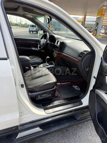 Hyundai Santa Fe-8