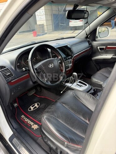 Hyundai Santa Fe-5