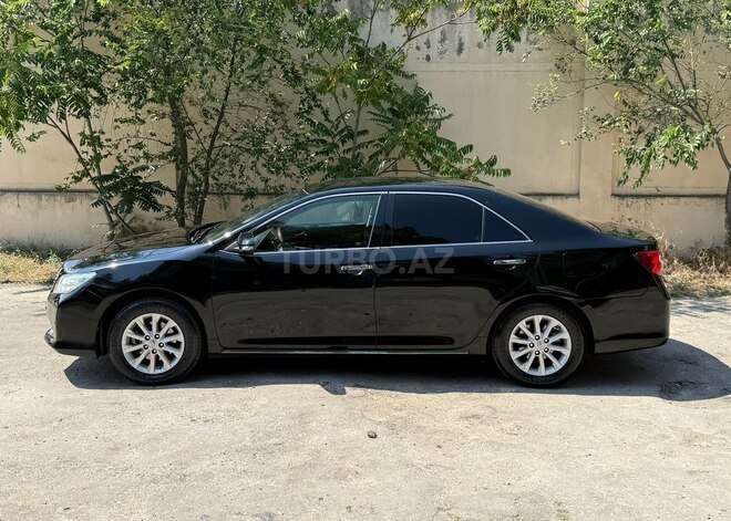 Toyota Camry-2