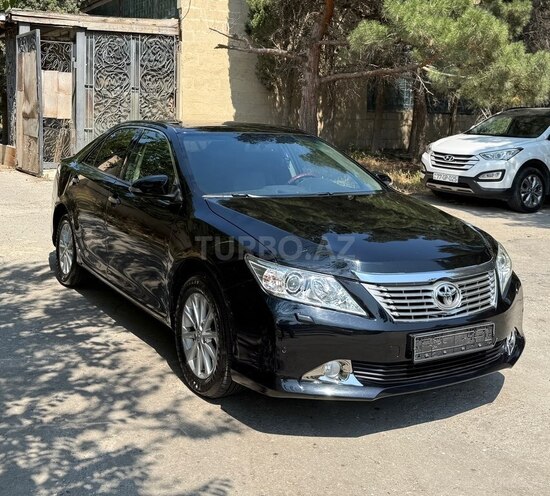 Toyota Camry-6