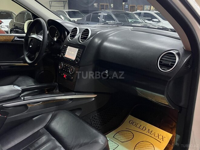 Mercedes ML 350 4MATIC-9