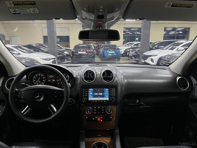 Mercedes ML 350 4MATIC-10