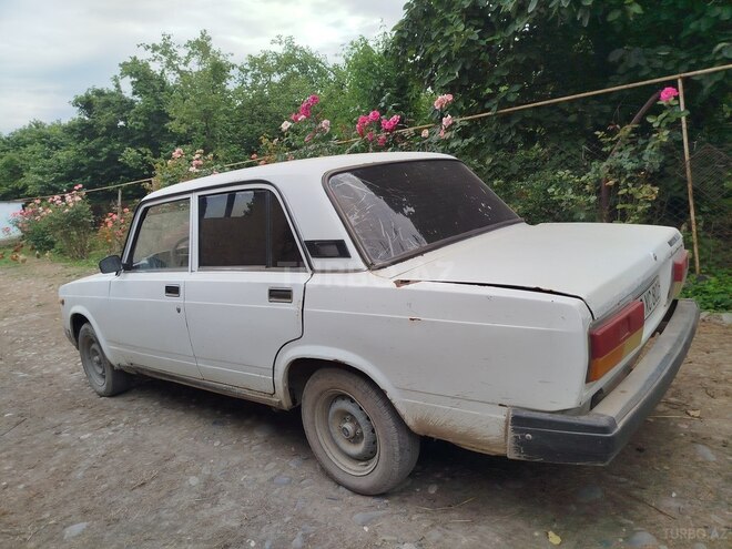 LADA (VAZ) 2107-4