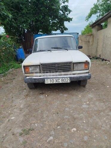 LADA (VAZ) 2107-1