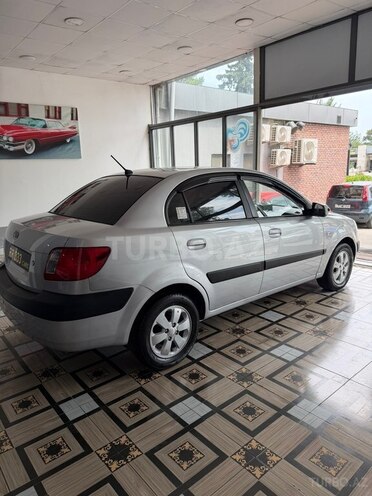 Kia Rio-8