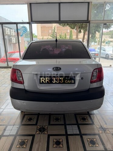 Kia Rio-2