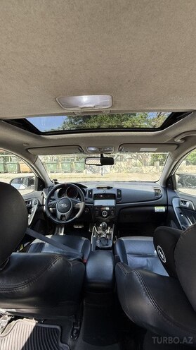 Kia Cerato-10