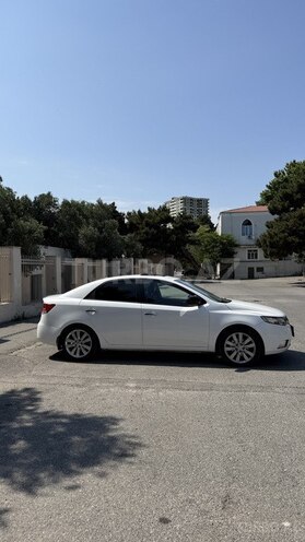 Kia Cerato-8