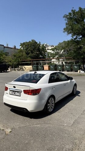 Kia Cerato-9