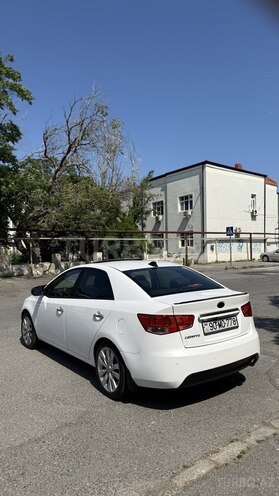 Kia Cerato-7