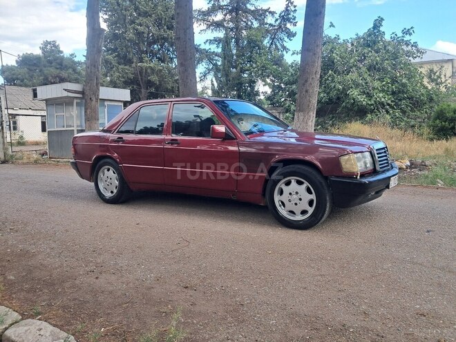 Mercedes 190-3