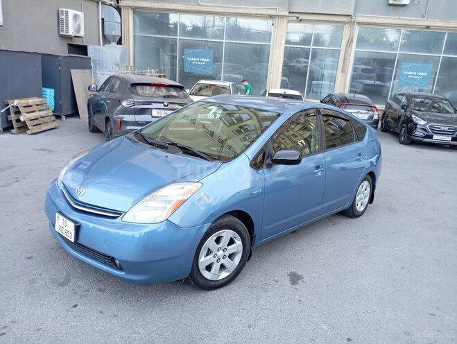 Toyota Prius-10