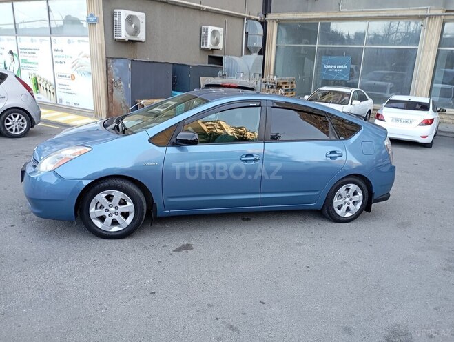 Toyota Prius-11
