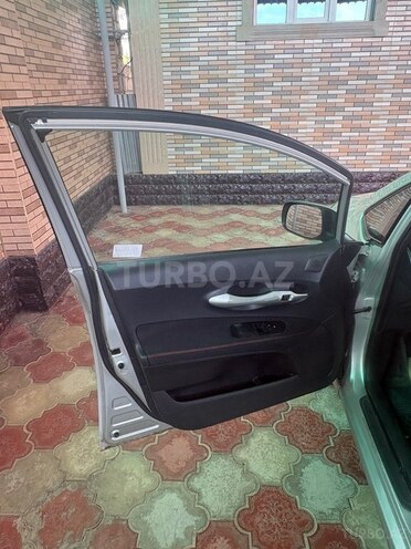 Toyota Auris-10
