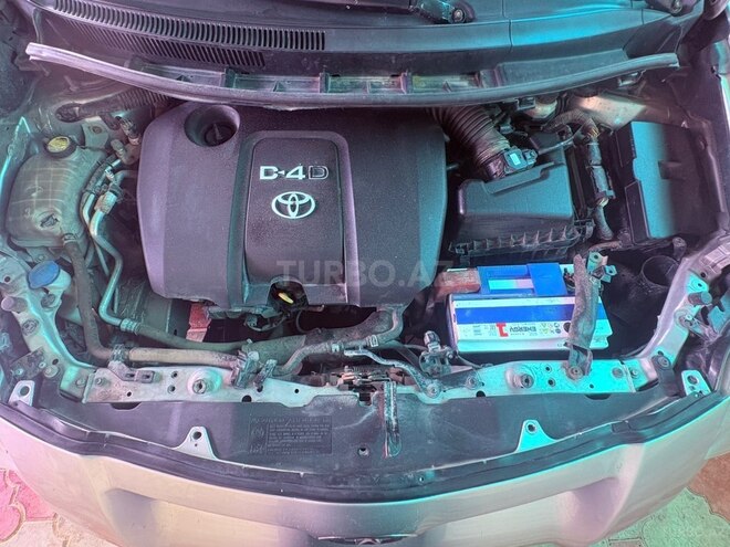 Toyota Auris-17