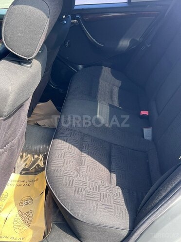 Mercedes C 200-8