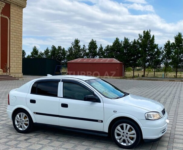 Opel Astra-7