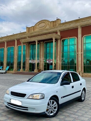 Opel Astra-1