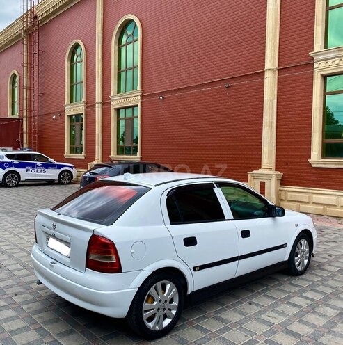 Opel Astra-10