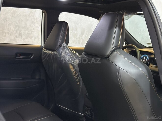 Toyota Corolla Cross-12
