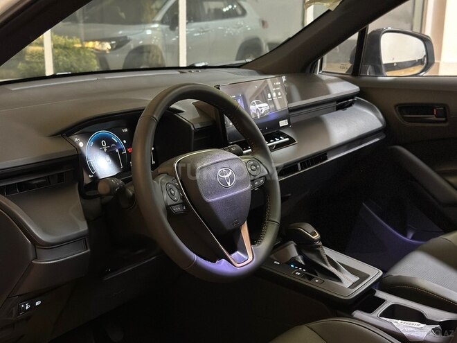Toyota Corolla Cross-8