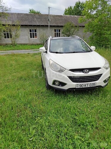 Hyundai ix35-1