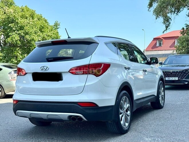 Hyundai Santa Fe-4
