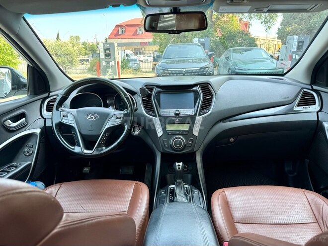Hyundai Santa Fe-12