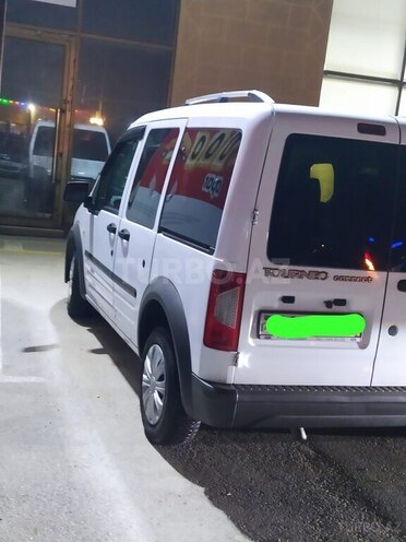 Ford Tourneo Connect-4