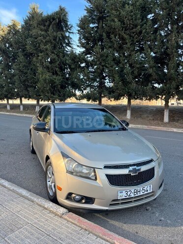 Chevrolet Cruze-1