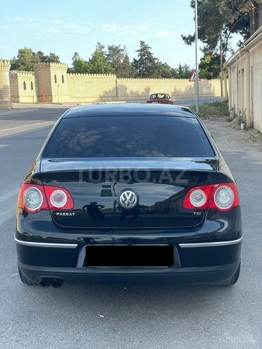 Volkswagen Passat-2