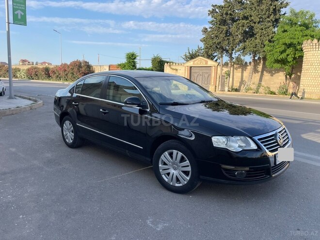 Volkswagen Passat-8