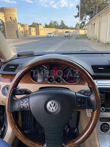 Volkswagen Passat-4
