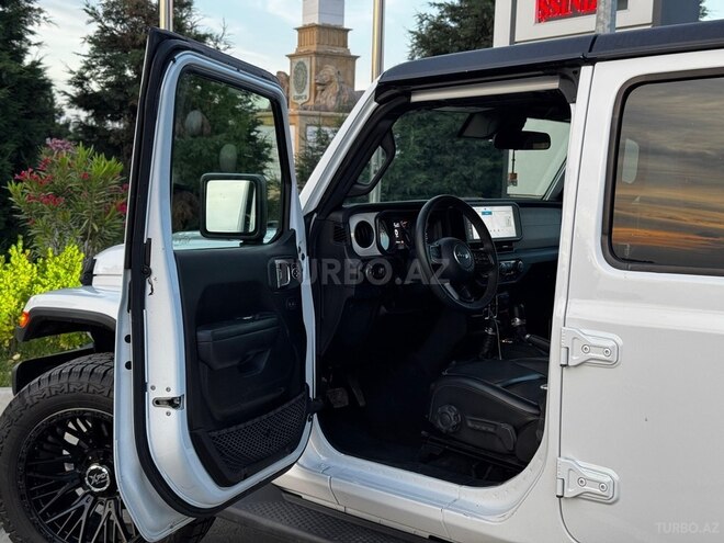 Jeep Wrangler-7