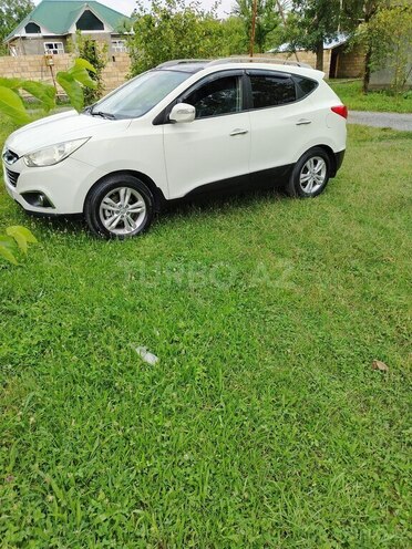 Hyundai ix35-14