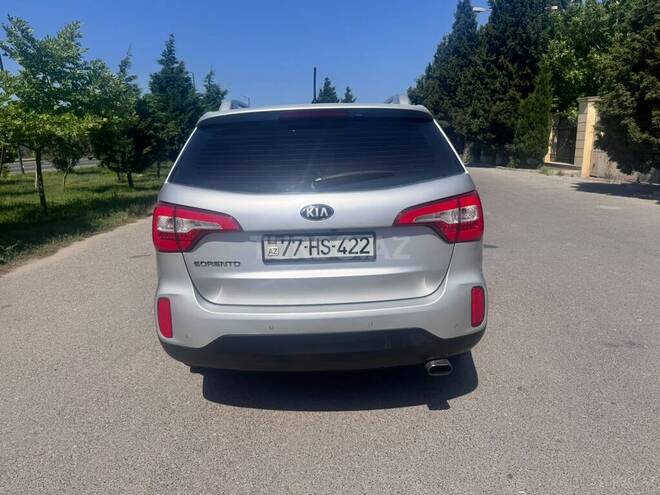 Kia Sorento-2
