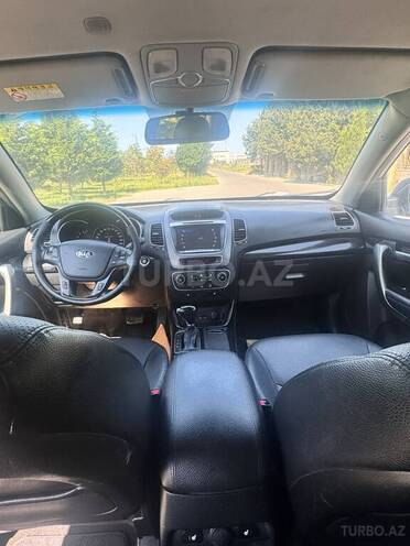 Kia Sorento-5