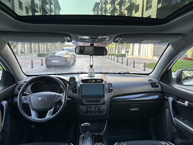 Kia Sorento-10
