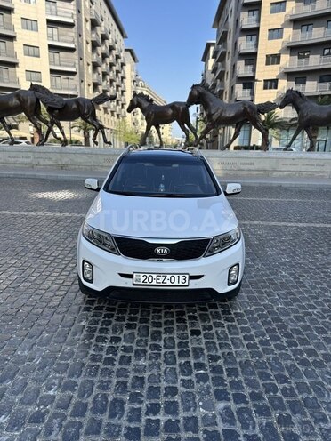 Kia Sorento-1