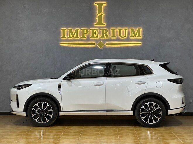 Changan Qiyuan Q05-4