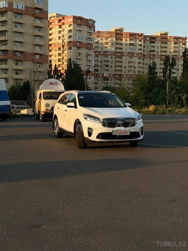 Kia Sorento-2