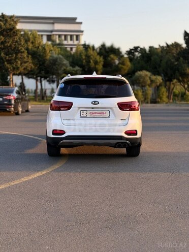 Kia Sorento-8