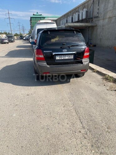 Kia Sorento-2