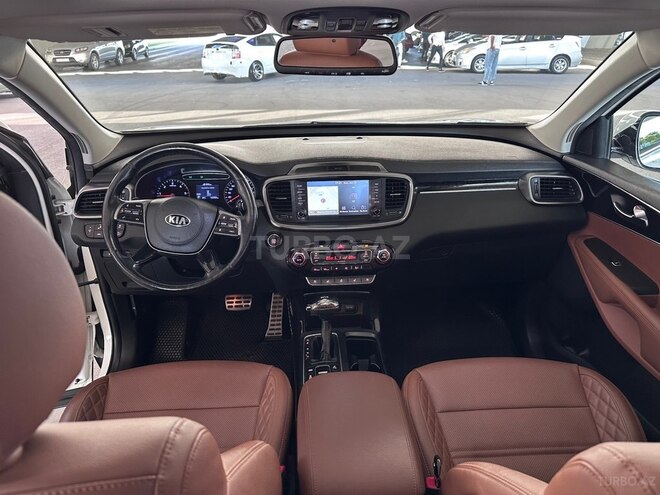 Kia Sorento-19