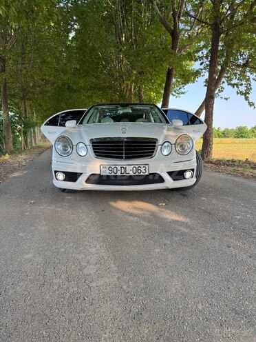 Mercedes E 240-5