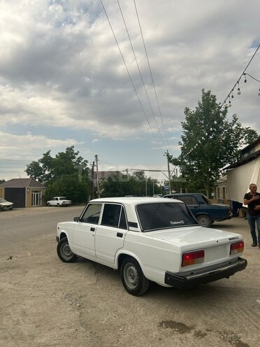 LADA (VAZ) 2107-3
