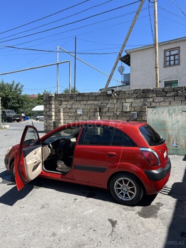 Kia Rio-7