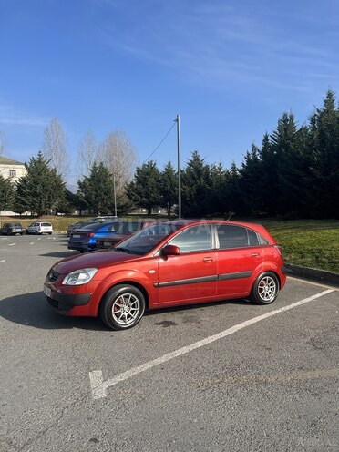 Kia Rio-2